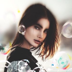 Meet your Posher, Belle